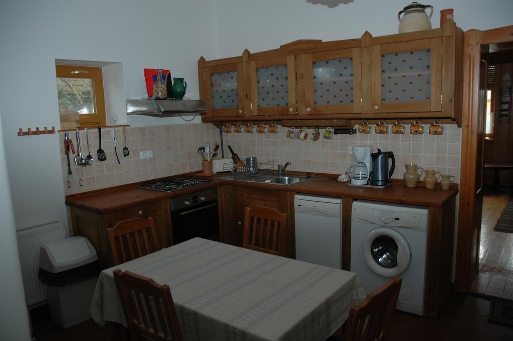 Hotel Tisza-Kert Vendeghaz -Tisza-Kert Vendeghaz II Tiszafüred Pokój zdjęcie