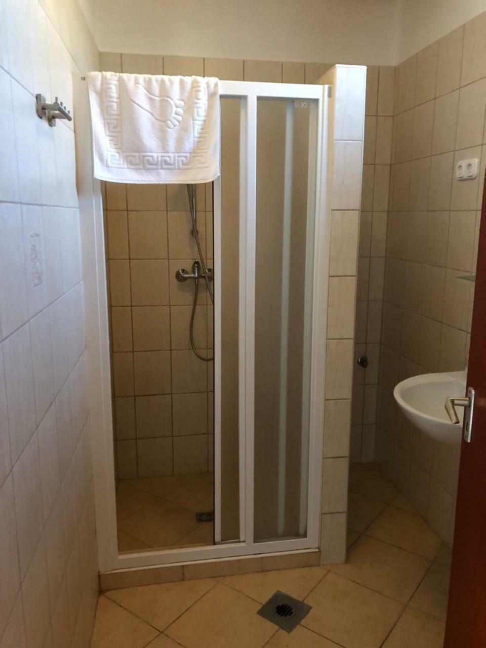Hotel Tisza-Kert Vendeghaz -Tisza-Kert Vendeghaz II Tiszafüred Zewnętrze zdjęcie