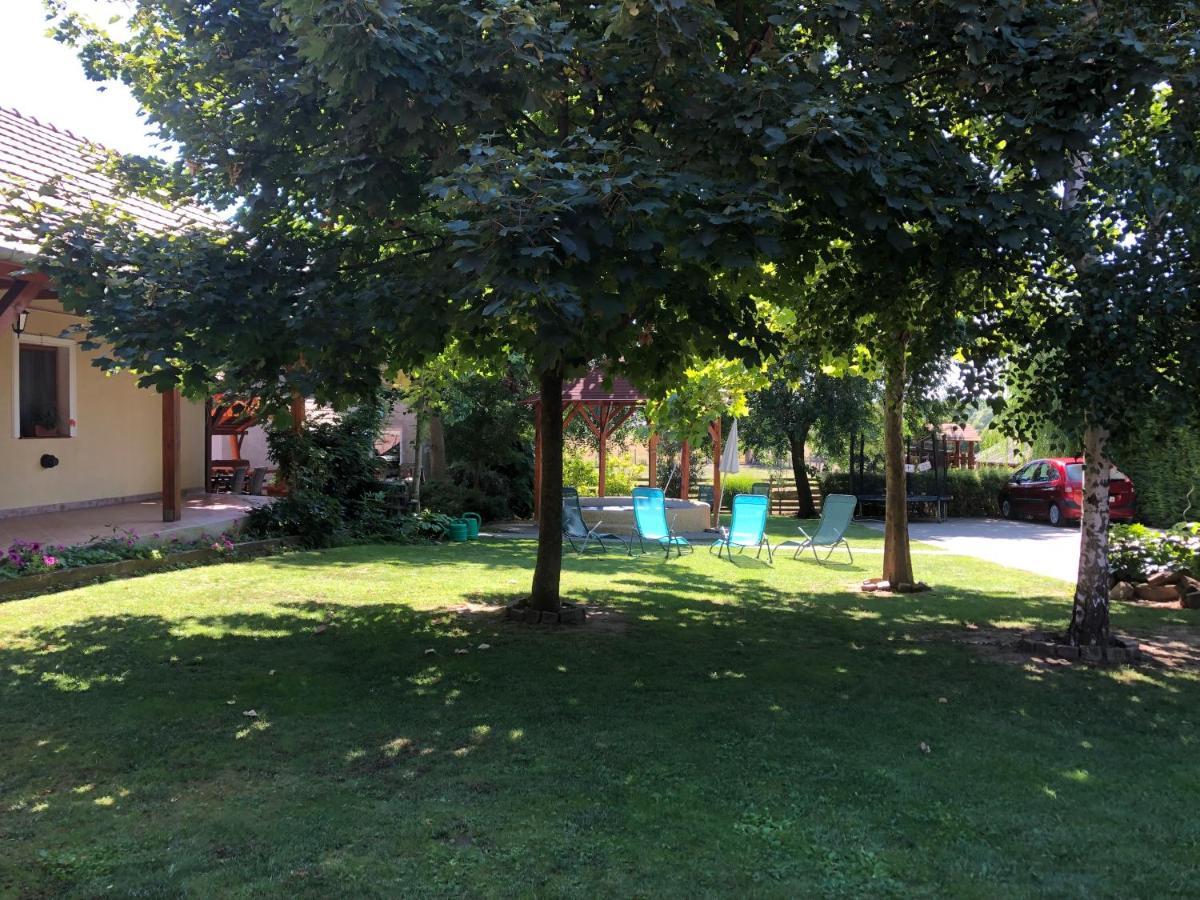 Hotel Tisza-Kert Vendeghaz -Tisza-Kert Vendeghaz II Tiszafüred Zewnętrze zdjęcie